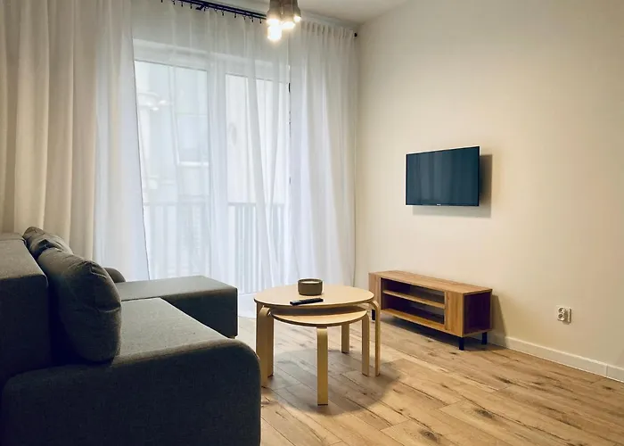 Apartment Insat II